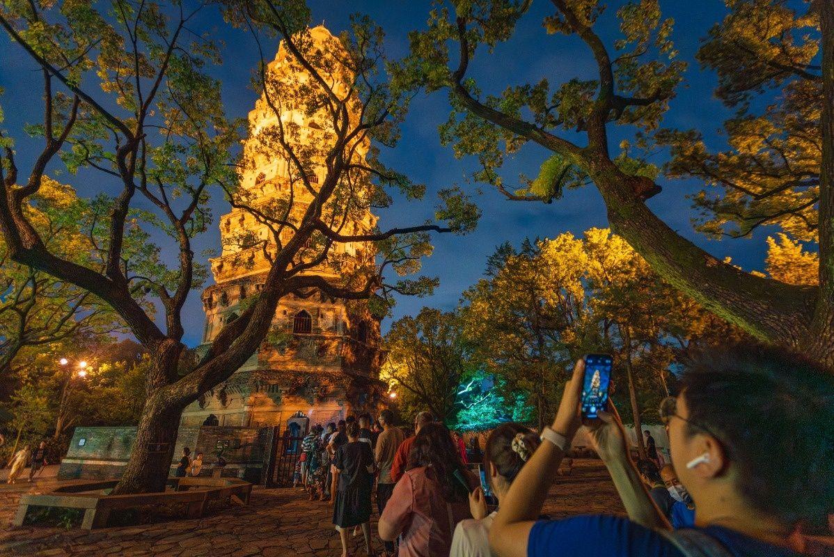 Tiger Hill night Tiger Hill night